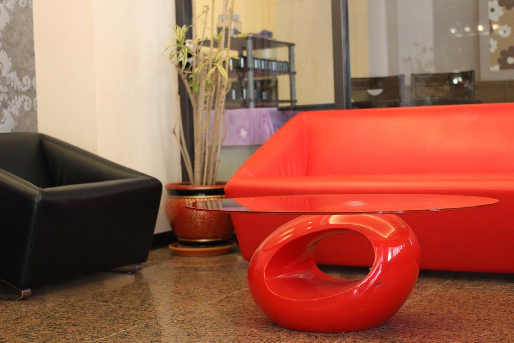 Home Full Hotel Jincheng Εξωτερικό φωτογραφία
