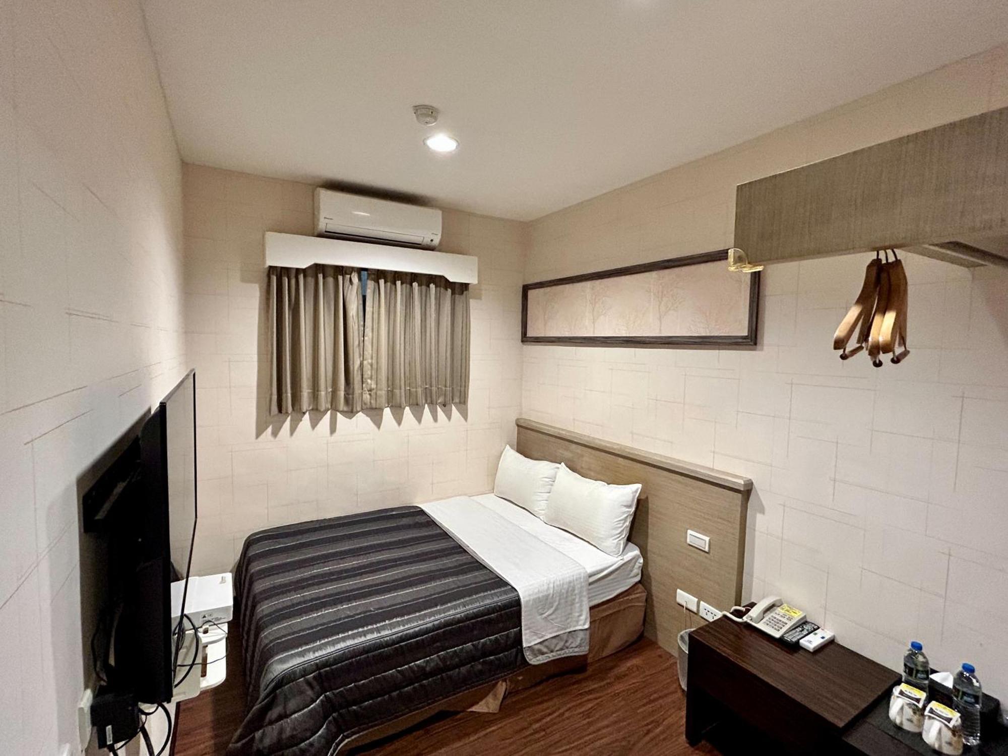 Home Full Hotel Jincheng Εξωτερικό φωτογραφία