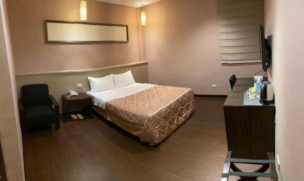 Home Full Hotel Jincheng Εξωτερικό φωτογραφία